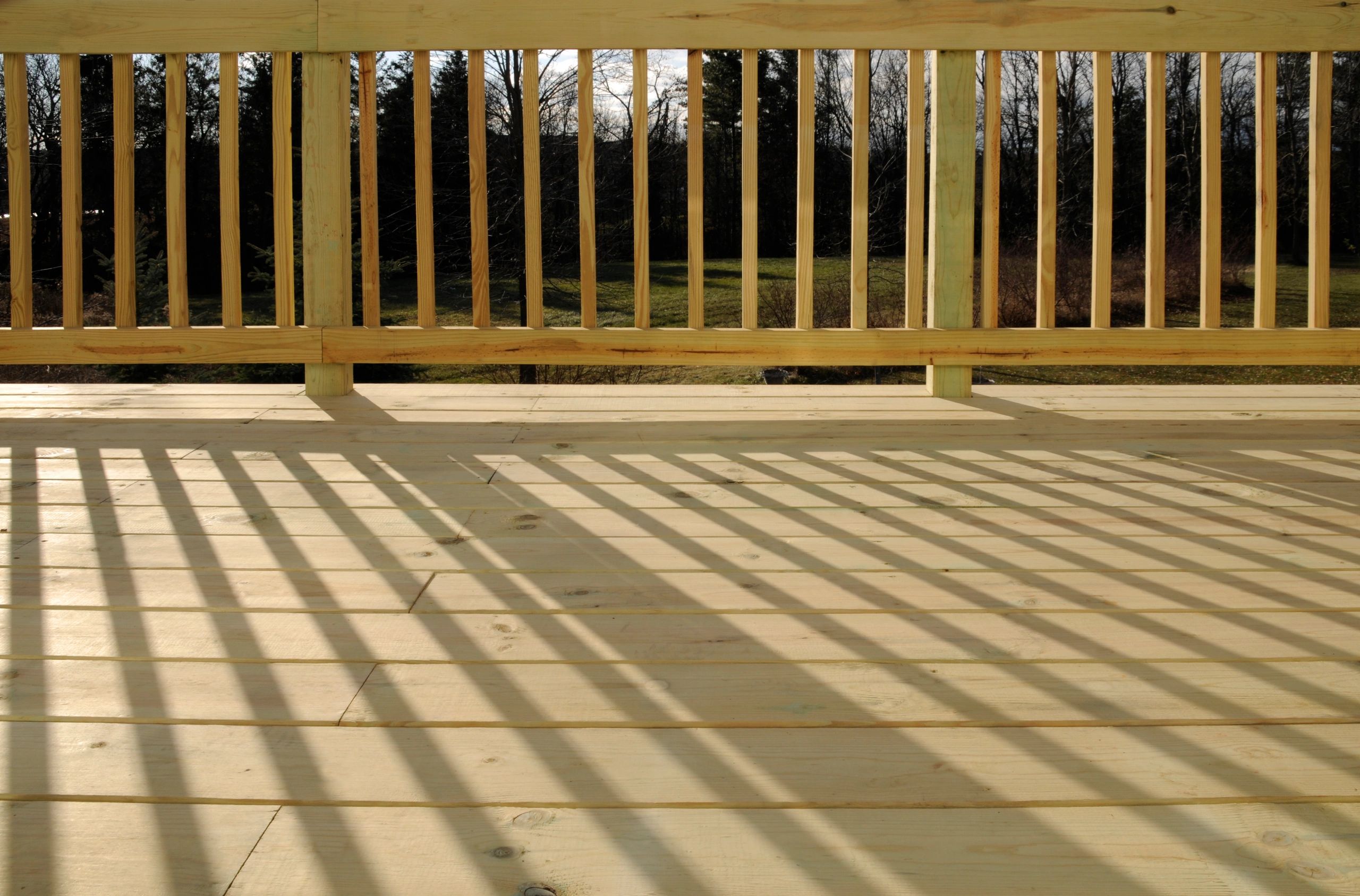 deck materials wood aluminum glass