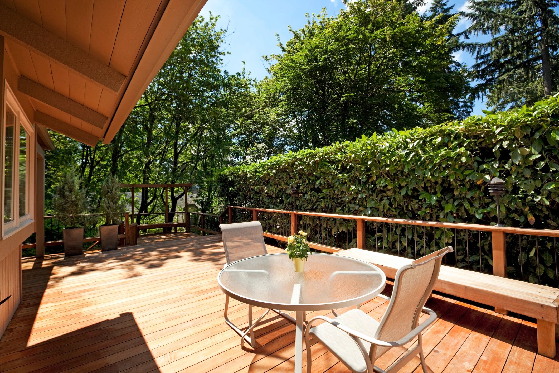 deck materials wood aluminum glass